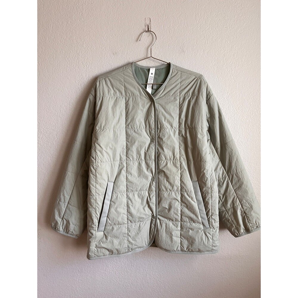 Lululemon Women's Insulated Liner Coat in Sage Green Size SMALL